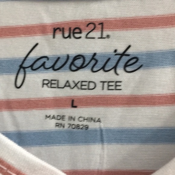 🎉💕BEAUTIFUL BNWT RUE 21 LRG RELAXED TEE TOP💕🎉 - Picture 4 of 8